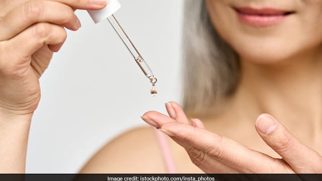 Gudhal oil is a powerhouse of natural benefits for both hair and skin