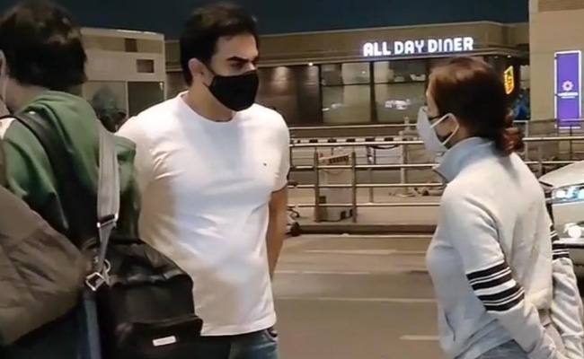 मलाइका और अरबाज बेटे अरहान को एक साथ छोड़ने पहुंचे एयरपोर्ट, Video देख फैन्स बोले- झगड़ क्यों रहे हो?