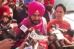"Mafias Of Families": Navjot Sidhu's Barb At Amarinder Singh, Badals "Mafias Of Families": Navjot Sidhu's Barb At Amarinder Singh, Badals