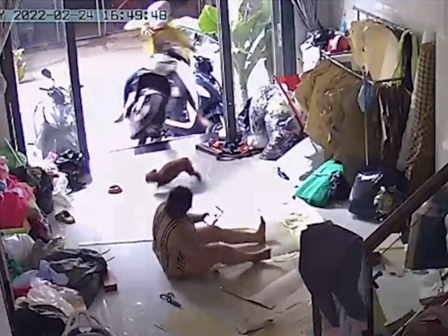Out-Of-Control Motorcycle Crashes Into Living Room