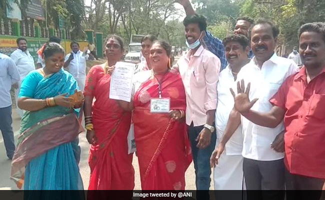 Trans Woman R Ganga, Representing DMK, Wins Vellore Civic Poll By 15 Votes
