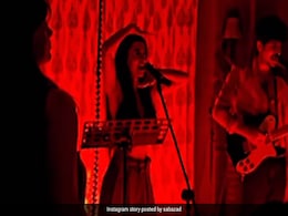 Hrithik Roshan's Rumoured Girlfriend Saba Azad Found A Cheerleader In Sussanne Khan Hrithik Roshan's Rumoured Girlfriend Saba Azad Found A Cheerleader In Sussanne Khan