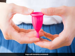 Period Tips: जानिए क्यों आपको पीरियड्स में पैड की बजाए करना चाहिए मेंसट्रुअल कप का इस्तेमाल, ये हैं 7 वजह Period Tips: जानिए क्यों आपको पीरियड्स में पैड की बजाए करना चाहिए मेंसट्रुअल कप का इस्तेमाल, ये हैं 7 वजह