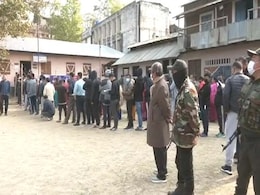 मणिपुर चुनाव: दूसरे चरण में 22 सीटों पर वोटिंग, कांग्रेस ने लिया गठबंधन का सहारा; 10 बातें मणिपुर चुनाव: दूसरे चरण में 22 सीटों पर वोटिंग, कांग्रेस ने लिया गठबंधन का सहारा; 10 बातें