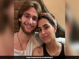 अनुराग कश्यप ने बेटी और बॉयफ्रेंड की शेयर की तस्वीर बोले- ये था Bye Bye डिनर...  अनुराग कश्यप ने बेटी और बॉयफ्रेंड की शेयर की तस्वीर बोले- ये था Bye Bye डिनर...