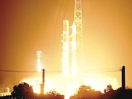 ISRO ने रडार इमेजिंग सैटेलाइट किया लॉन्च,  साल 2022 के पहले मिशन में दो अन्य उपग्रह भी शामिल ISRO ने रडार इमेजिंग सैटेलाइट किया लॉन्च,  साल 2022 के पहले मिशन में दो अन्य उपग्रह भी शामिल