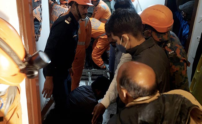 Gurgaon Woman's Body Trapped For 40 Hours, 18-Floor Block Risks Collapse