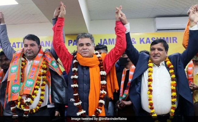 कांग्रेस नेता गुलाम नबी आजाद के भतीजे बीजेपी में शामिल, पीएम मोदी को लेकर कही ये बात