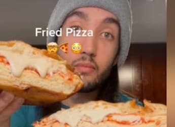 Watch: Man Deep Fries Pizza, Leaves The Internet Unhappy With The Creation Watch: Man Deep Fries Pizza, Leaves The Internet Unhappy With The Creation