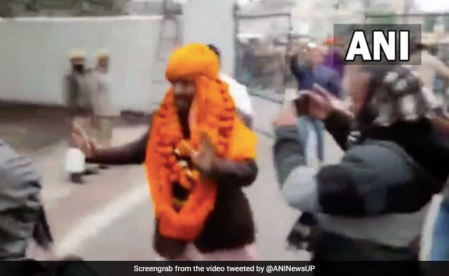 Watch: UP Sports Minister, Running Late, Sprints To File Election Papers