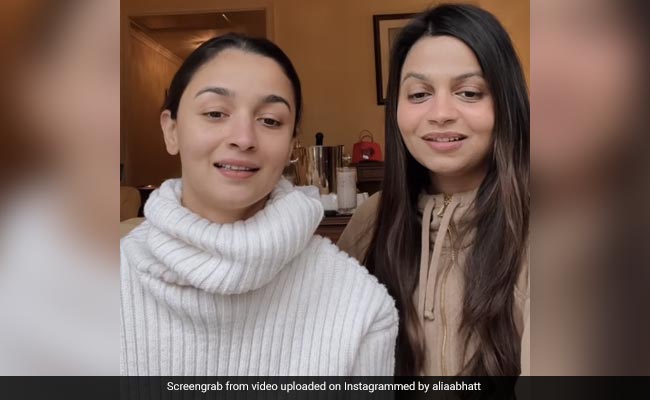 <i>Gangubai Kathiawadi</i>: Alia Bhatt Plays A Game Of Cards With Shaheen Bhatt To The Tune Of <i>Jab Saiyaan</i>