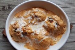 Butter Chicken Momo Recipe | How To Make Butter Chicken Momo Butter Chicken Momo Recipe | How To Make Butter Chicken Momo