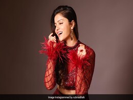 वैलेंटाइन डे के पहले रुबीना दिलैक का ग्लैमर देख फैंस बोले- क्या खूब दिखती हो बड़ी सुंदर लगती हो वैलेंटाइन डे के पहले रुबीना दिलैक का ग्लैमर देख फैंस बोले- क्या खूब दिखती हो बड़ी सुंदर लगती हो