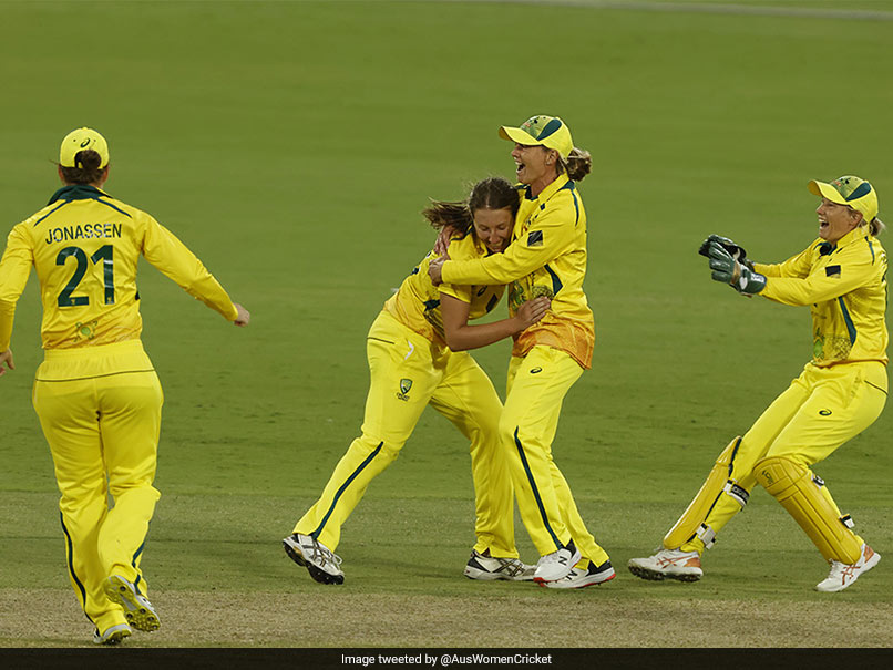 Womens Ashes: Beth Mooney, Darcie Brown Star As Australia Beat England In 1st ODI To Retain Urn