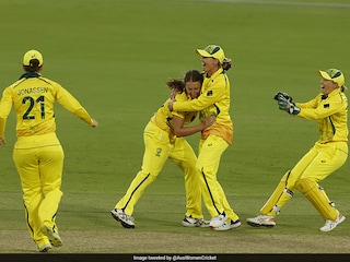 Womens Ashes: Beth Mooney, Darcie Brown Star As Australia Beat England In 1st ODI To Retain Urn Womens Ashes: Beth Mooney, Darcie Brown Star As Australia Beat England In 1st ODI To Retain Urn