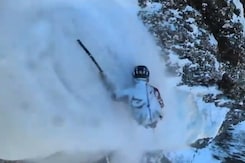 Man Clings To Mountainside During Avalanche. Goosebumps Guaranteed Man Clings To Mountainside During Avalanche. Goosebumps Guaranteed