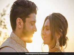 शादी के बाद छा गया फरहान अख्तर और शिबानी दांडेकर का देसी अवतार, देखें Viral Photos शादी के बाद छा गया फरहान अख्तर और शिबानी दांडेकर का देसी अवतार, देखें Viral Photos