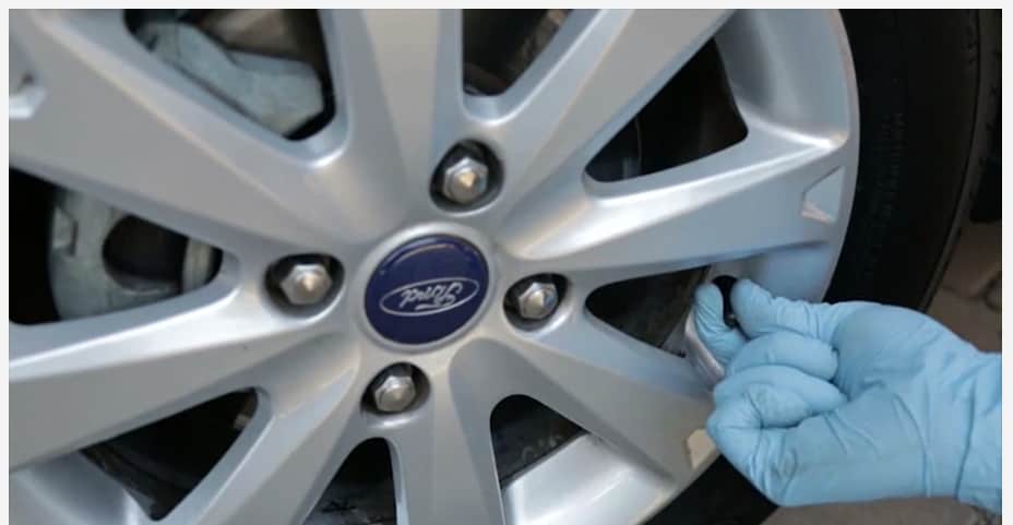 How To Check Tyre Pressure