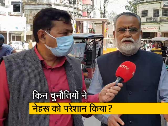 नेहरू को धर्म की राजनीति में पहली बार किसने घेरा?