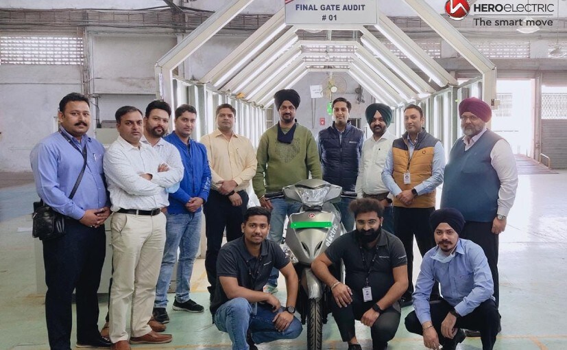 Hero Electric Rolls Out First Electric Scooter Produced At Mahindra's Pithampur Facility Hero Electric Rolls Out First Electric Scooter Produced At Mahindra's Pithampur Facility
