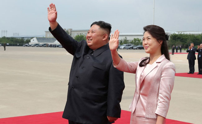N Korea's Kim's Wife Makes First Appearance In 5 Months