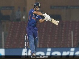 IND vs SL: 'मिलियन डॉलर बेबी' Ishan Kishan ने धागा खोल दिया, गेंदबाजों के उड़ाए होश- Video IND vs SL: 'मिलियन डॉलर बेबी' Ishan Kishan ने धागा खोल दिया, गेंदबाजों के उड़ाए होश- Video