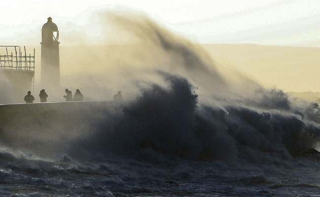 4 Dead As Storm Eunice Forces Millions To Take Shelter Across Europe