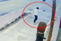 AIMIM Chief Asaduddin Owaisi's Car Fired Upon In Poll-Bound UP, 2 Arrested AIMIM Chief Asaduddin Owaisi's Car Fired Upon In Poll-Bound UP, 2 Arrested