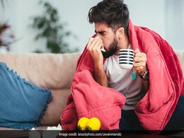 Home Remedies for Cold: सर्दियों में कभी नाक जम जाती है तो कभी गला, रसोई की इन चीजों को खाइये और देखिये कैसे जल्द भागती है सर्दी Home Remedies for Cold: सर्दियों में कभी नाक जम जाती है तो कभी गला, रसोई की इन चीजों को खाइये और देखिये कैसे जल्द भागती है सर्दी