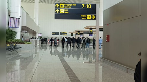 Ebola अलर्ट के बीच India ने लॉन्च किया Air Suvidha 2.0, यात्रियों की होगी स्क्रीनिंग