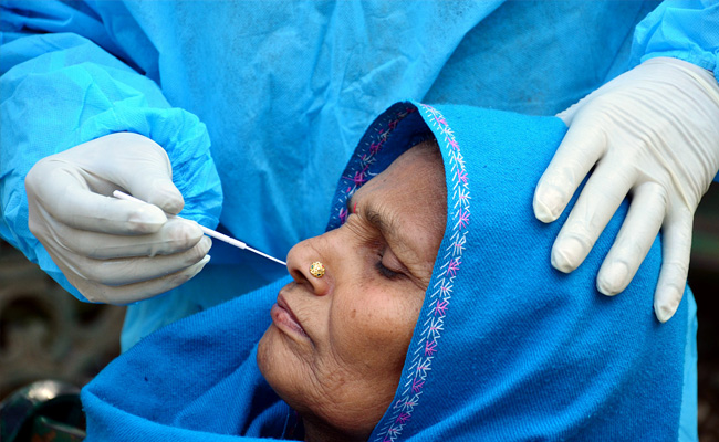 COVID-19 Updates Today : 5,921 New Covid Cases Recorded In The Last 24 Hours Positivity Rate At 0 63 Per Cent - Coronavirus Updates: देश में पिछले 24 घंटों में कोरोना के