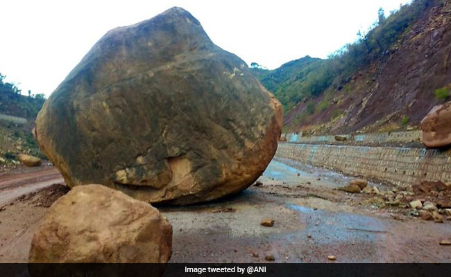 Thousands Of Vehicles Stuck After Landslide Blocks Jammu-Srinagar Highway