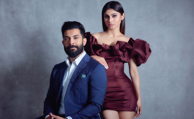 मौनी रॉय पति सूरज नाम्बियार के साथ मिलकर लाई हैं 'अल्टीमेट गुरुज', पढ़ें पूरे डिटेल्स