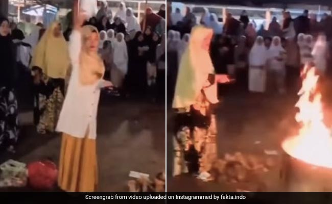 Students' Cellphones Seized By Teachers in Indonesia, Thrown Into Fire