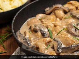 Creamy Mushroom Chicken Recipe: Elevate Your Dinner Party With This Yummy Chicken Curry