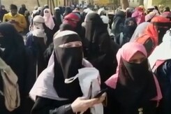 Karnataka Students With Hijab Turned Away, Court's Interim Order Cited Karnataka Students With Hijab Turned Away, Court's Interim Order Cited