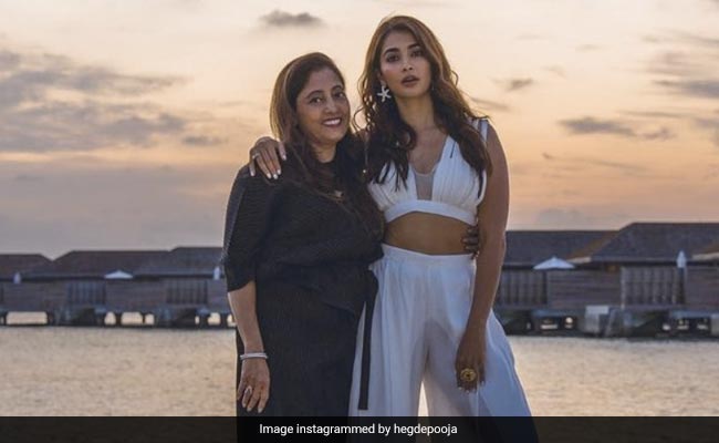 Pooja Hegde Celebrates Mom's Birthday "Alongside The Ocean"