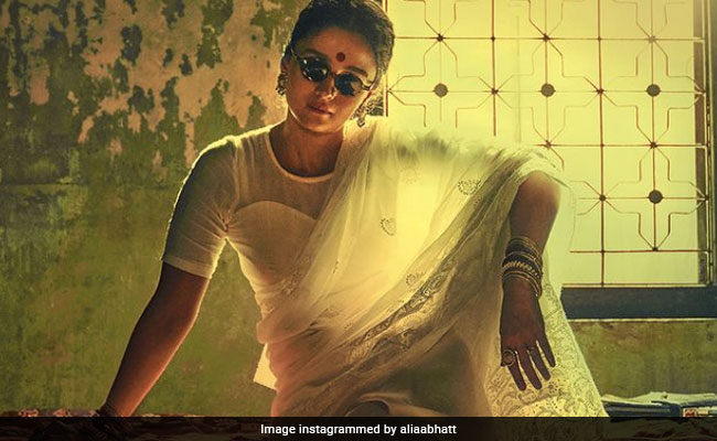 <i>Gangubai Kathiawadi</i> Review: Alia Bhatt Puts Doubts To Rest With Marvellously Lively Performance