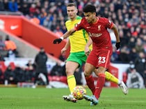 Liverpool Survive Norwich Scare, Chelsea Strike Late To Down Crystal Palace