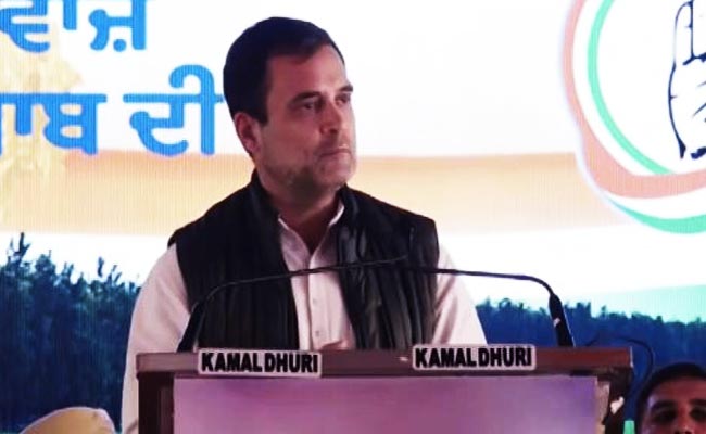 राहुल गांधी ने कुछ यूं संभाला पंजाब में पार्टी के सीएम उम्मीदवार के ऐलान का पेचीदा मामला...