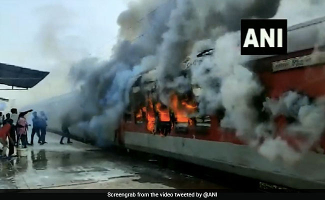 Railways To Conduct High-Level Inquiry Into Train Fire In Bihar