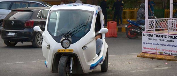 How Are Non-polluting E-auto Rickshaws Steering India's Automobile Market And Calling For the EV Revolution?
