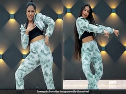 Dhanashree Verma ने समांथा के 'ऊ अंटावा' पर किया डांस, फैन्स बोले- चहल भाई को बोलें रील्स पे ध्यान न दें Dhanashree Verma ने समांथा के 'ऊ अंटावा' पर किया डांस, फैन्स बोले- चहल भाई को बोलें रील्स पे ध्यान न दें