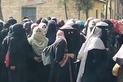 "What About <i>Ghoongat</i>, Turban, Cross?": Hijab Case In Karnataka High Court "What About <i>Ghoongat</i>, Turban, Cross?": Hijab Case In Karnataka High Court