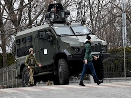 Russia Ukraine Crisis Live : पुतिन ने की यूक्रेनी सेना से तख्तापलट की अपील, यूक्रेन ने दिया जवाब Russia Ukraine Crisis Live : पुतिन ने की यूक्रेनी सेना से तख्तापलट की अपील, यूक्रेन ने दिया जवाब