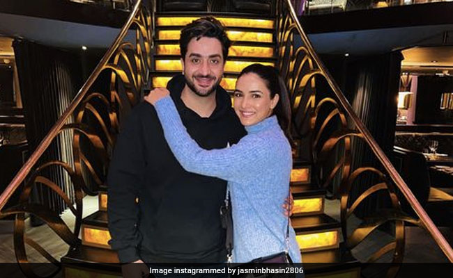 "You Are My Miracle": Jasmin Bhasin's Mushy Birthday Wish For Aly Goni