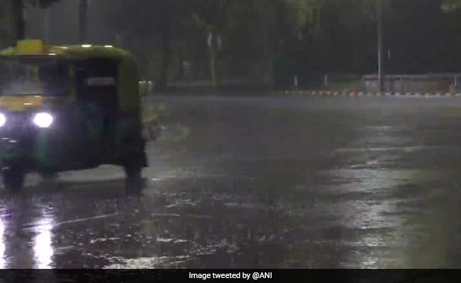 Delhi Wakes Up To Rainfall In Many Parts