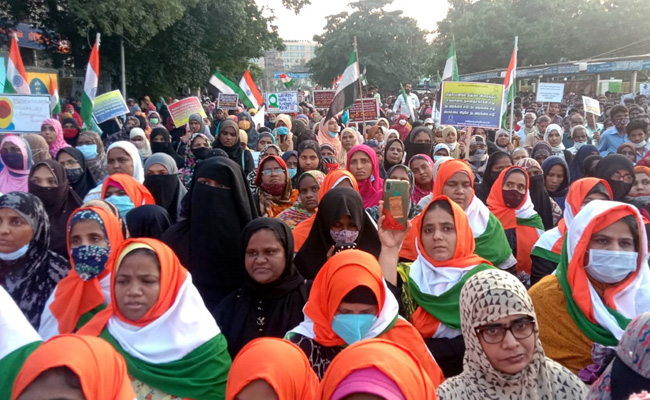 Karnataka Hijab Protests Highlights: 2-Week Ban On Gatherings, Protests Near Educational Institutions In Bengaluru