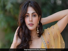 "She Finally Learnt How To Live In The Now," Writes Rhea Chakraborty After Attending Shibani Dandekar-Farhan Akhtar's Wedding "She Finally Learnt How To Live In The Now," Writes Rhea Chakraborty After Attending Shibani Dandekar-Farhan Akhtar's Wedding