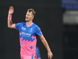 IPL इतिहास में इन 5 धुरंधरों पर हुई है जमकर धनवर्षा, इस खास लिस्ट में एक भारतीय स्टार भी शामिल IPL इतिहास में इन 5 धुरंधरों पर हुई है जमकर धनवर्षा, इस खास लिस्ट में एक भारतीय स्टार भी शामिल